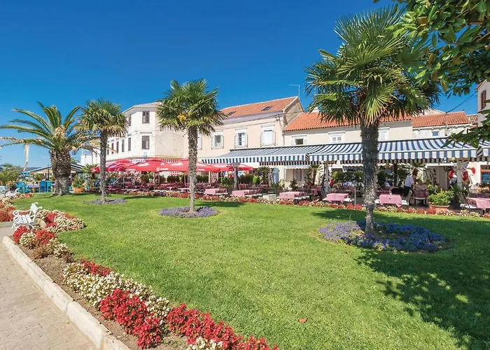 Amazing In Biograd With Wifi Appartement