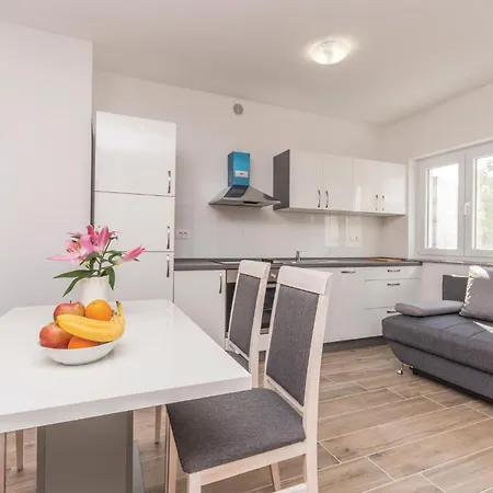 Apartment Lovely In Biograd With Kitchen Biograd Na Moru