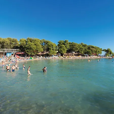 Lovely In Biograd With Kitchen * Biograd Na Moru