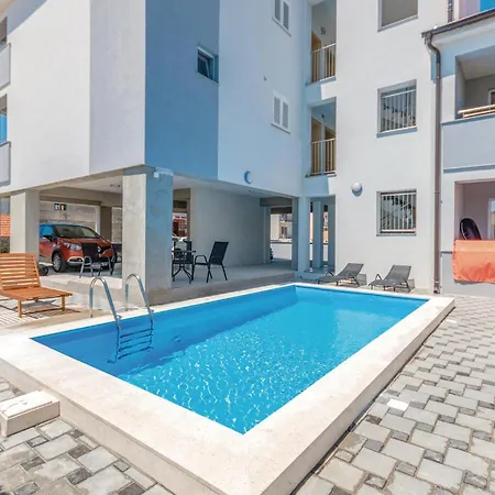 Lovely In Biograd With Kitchen Apartment *