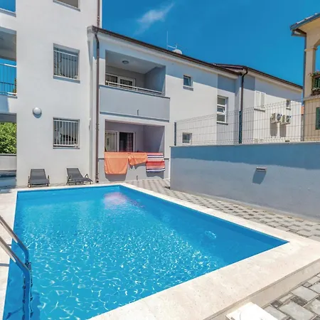 Lovely In Biograd With Kitchen Biograd Na Moru