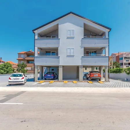 Lovely In Biograd With Kitchen